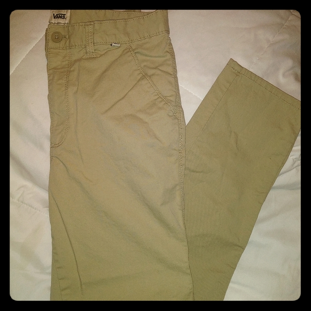 VANS 18 khaki pants